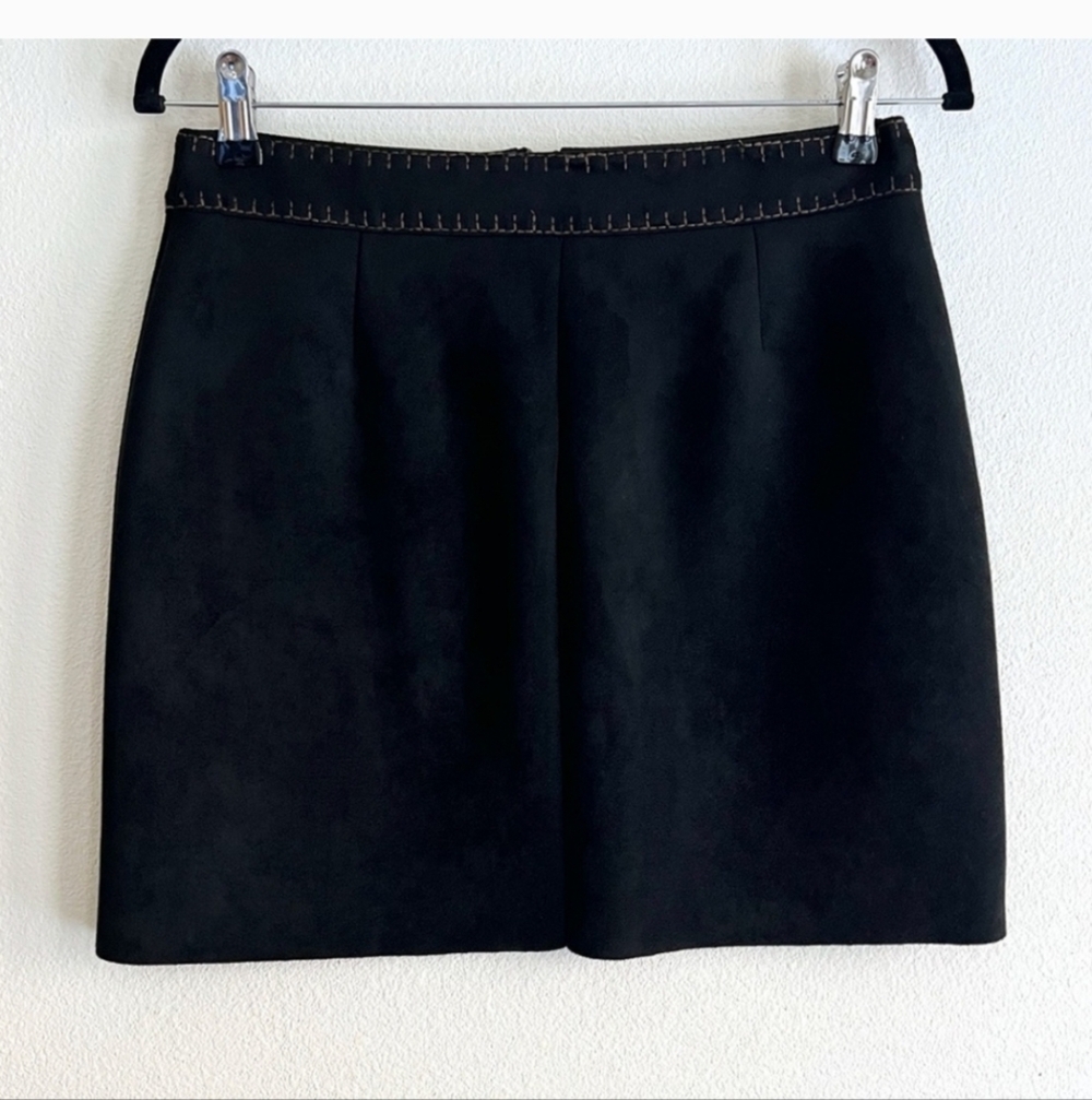 Zara Black Pencil Mini Skirt for Casual Wear - Picture 9 of 11